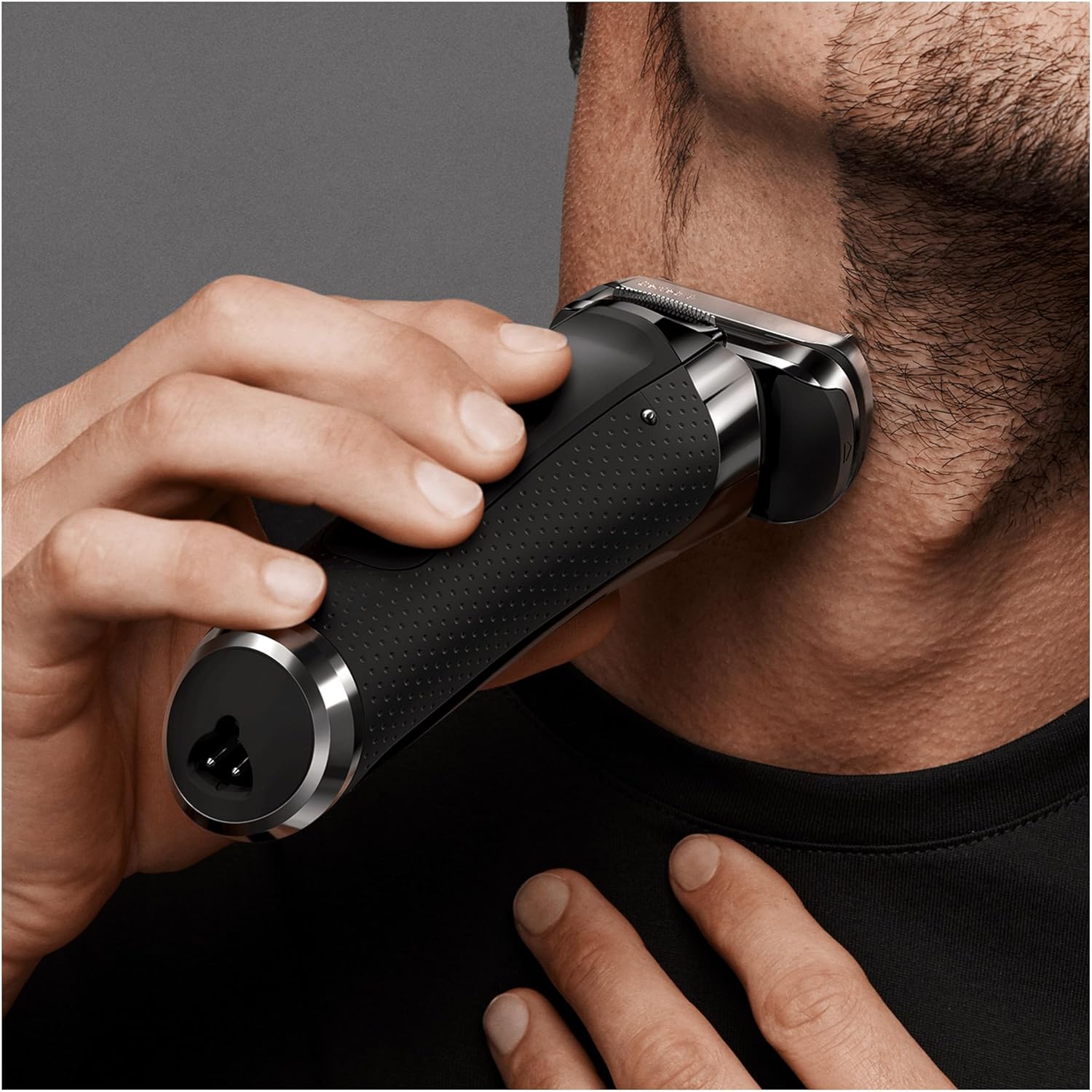 Series 9 Electric Shaver 5, Electric Razor for Men With Clean & Charge Station & Leather Case, Gifts For Him, 2 Pin Bathroom Plug, 9385cc, Graphite Razor